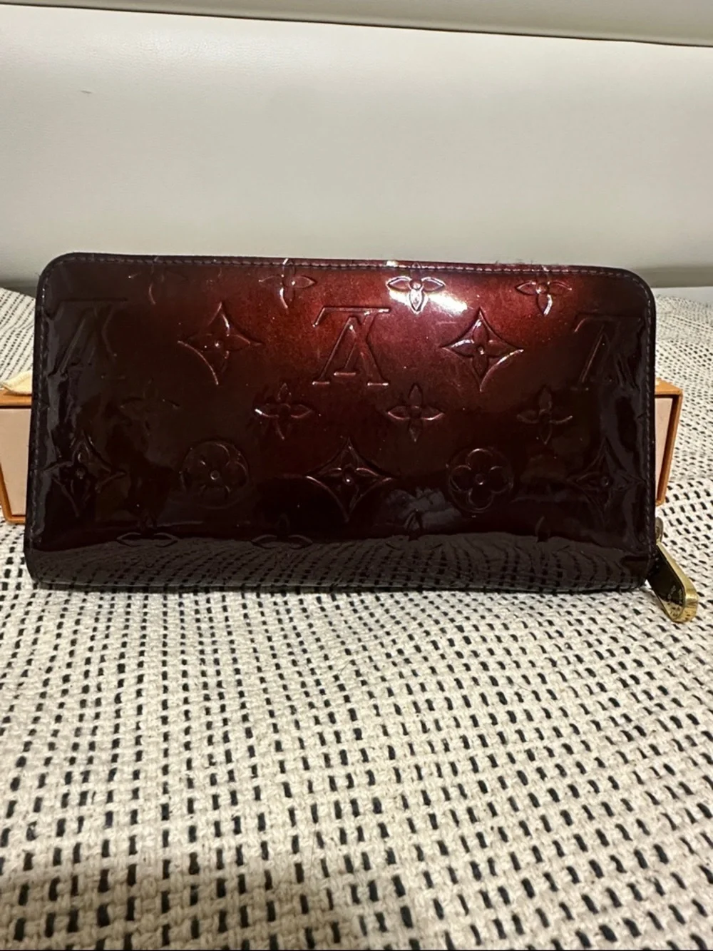 Louis Vuitton Vernis Amarante Zip Wallet